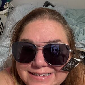 Cotton On Silver Frame Sunglasses new condition